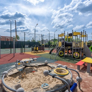 Объявление Дом, 174.6м2, 2 эт, 4 сот.