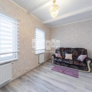 Объявление Дом, 200м2, 3 эт, 10 сот.