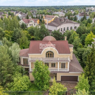 Объявление Дом, 600м2, 2 эт, 20 сот.