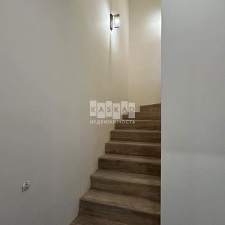 Объявление Дом, 115м2, 3 эт, 1 сот.