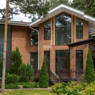 Объявление Дом, 500м2, 3 эт, 25 сот.