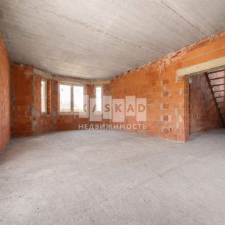 Объявление Дом, 260м2, 2 эт, 7 сот.