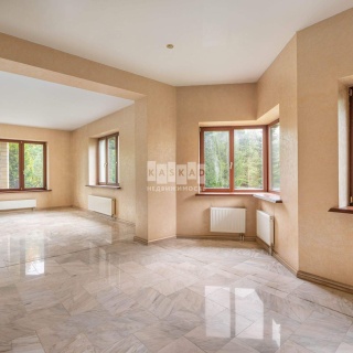 Объявление Дом, 500м2, 3 эт, 30 сот.