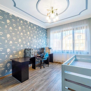 Объявление Дом, 250м2, 3 эт, 3 сот.
