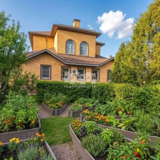 Объявление Дом, 600м2, 3 эт, 30 сот.