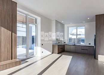 Объявление Дом, 200&nbsp;м&sup2;, 2 эт., 6 сот.