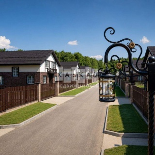 Объявление Дом, 250м2, 2 эт, 8 сот.