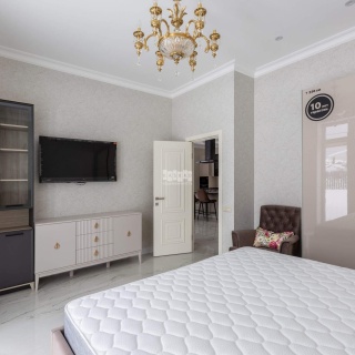 Объявление Дом, 200м2, 2 эт, 7 сот.