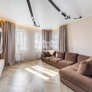 Объявление Дом, 180м2, 2 эт, 6 сот.