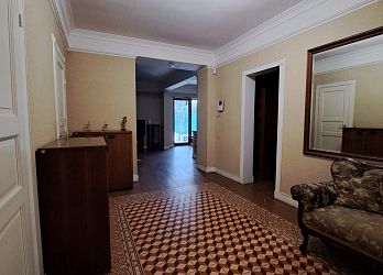 Объявление Дом, 221&nbsp;м&sup2;, 2 эт., 5 сот.
