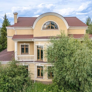 Объявление Дом, 600м2, 2 эт, 20 сот.