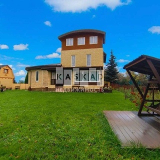 Объявление Дом, 235м2, 3 эт, 6 сот.