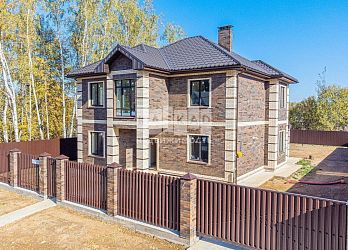 Объявление Дом, 230&nbsp;м&sup2;, 2 эт., 8 сот.