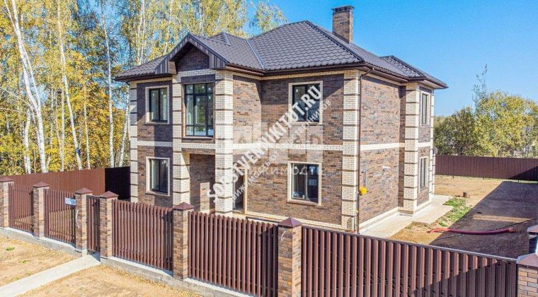 Объявление Дом, 230м2, 2 эт, 8 сот.