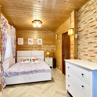 Объявление Дом, 200м2, 2 эт, 16 сот.