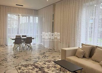 Объявление Дом, 220 м², 2 эт., 10 сот.