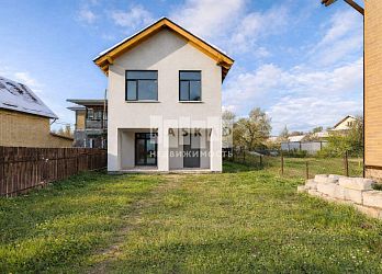 Объявление Дом, 180&nbsp;м&sup2;, 2 эт., 6 сот.