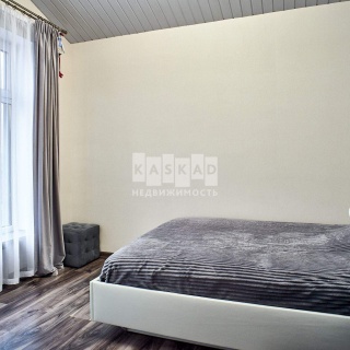 Объявление Дом, 300м2, 3 эт, 6 сот.