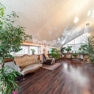 Объявление Дом, 300м2, 3 эт, 14 сот.