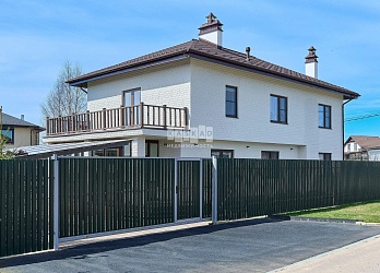 Объявление Дом, 200&nbsp;м&sup2;, 2 эт., 10 сот.