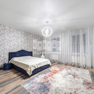 Объявление Дом, 280м2, 2 эт, 10 сот.