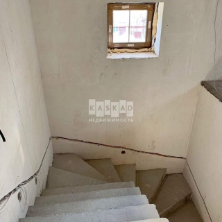 Объявление Дом, 200м2, 3 эт, 3 сот.