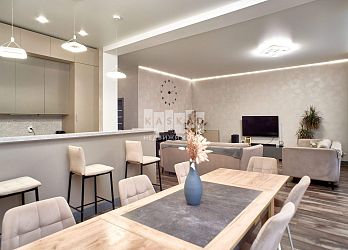 Объявление Дом, 300&nbsp;м&sup2;, 3 эт., 6 сот.