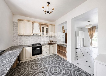 Объявление Дом, 160&nbsp;м&sup2;, 2 эт., 6 сот.