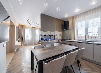 Объявление Дом, 180&nbsp;м&sup2;, 2 эт., 6 сот.