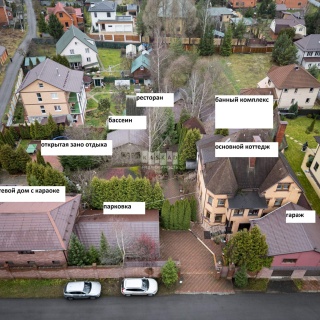 Объявление Дом, 750м2, 3 эт, 20 сот.