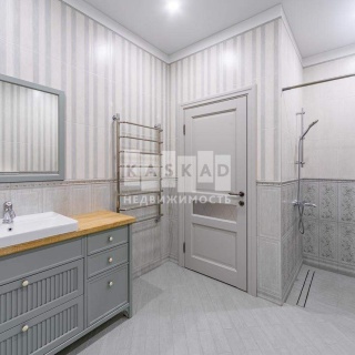 Объявление Дом, 200м2, 2 эт, 10 сот.