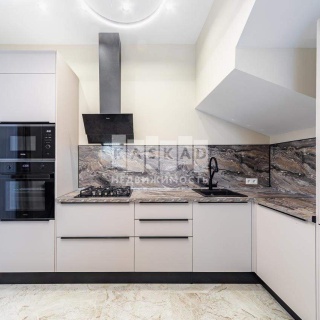 Объявление Дом, 140м2, 3 эт, 2 сот.