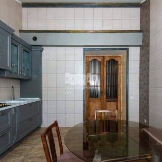 Объявление Дом, 250м2, 3 эт, 8 сот.