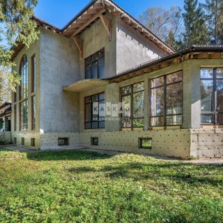 Объявление Дом, 1000м2, 3 эт, 33 сот.