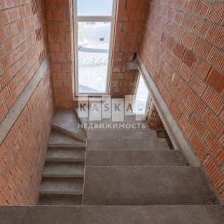 Объявление Дом, 200м2, 2 эт, 6 сот.