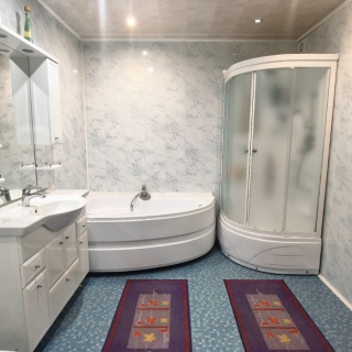 Объявление Дом, 270м2, 3 эт, 30 сот.