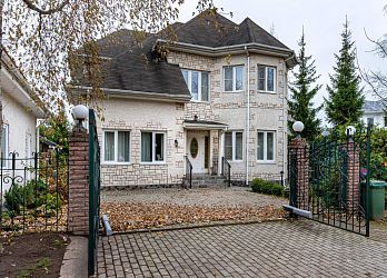 Дом, 220 м², 2 эт., 15 сот. - 2979927 Объявление Дом, 220 м², 2 эт., 15 сот.