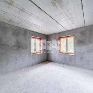 Объявление Дом, 400м2, 3 эт, 15 сот.