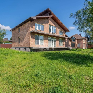 Объявление Дом, 600м2, 3 эт, 9 сот.