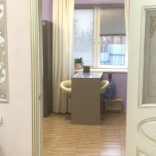 Объявление Дом, 390м2, 3 эт, 10 сот.