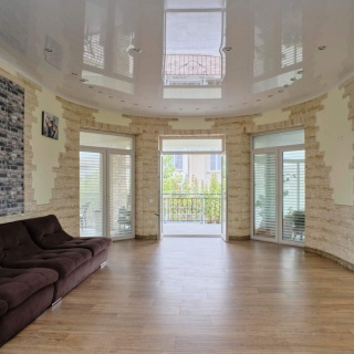 Объявление Дом, 280м2, 2 эт, 12 сот.