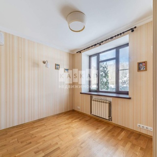 Объявление Дом, 180м2, 2 эт, 24 сот.