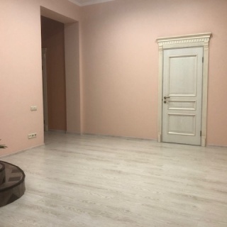 Объявление Дом, 390м2, 3 эт, 10 сот.