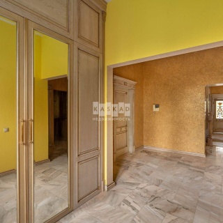 Объявление Дом, 500м2, 3 эт, 30 сот.