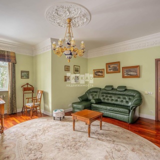 Объявление Дом, 500м2, 3 эт, 30 сот.