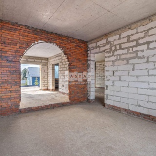 Объявление Дом, 500м2, 3 эт, 10 сот.