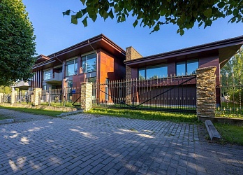 Дом, 2500 м², 3 эт., 152 сот. - 3028659 Объявление Дом, 2500 м², 3 эт., 152 сот.