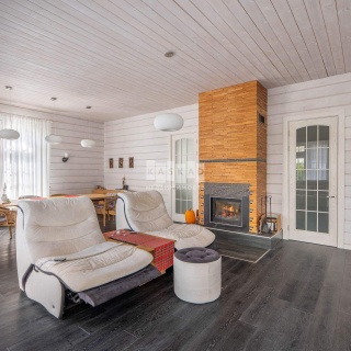 Объявление Дом, 400м2, 2 эт, 20 сот.