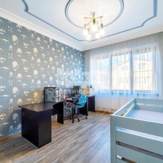 Объявление Дом, 250м2, 3 эт, 3 сот.
