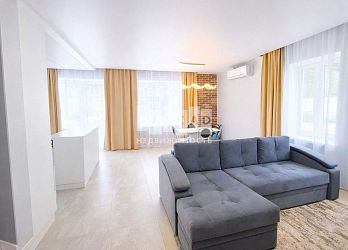 Объявление Дом, 180&nbsp;м&sup2;, 3 эт., 3.5 сот.